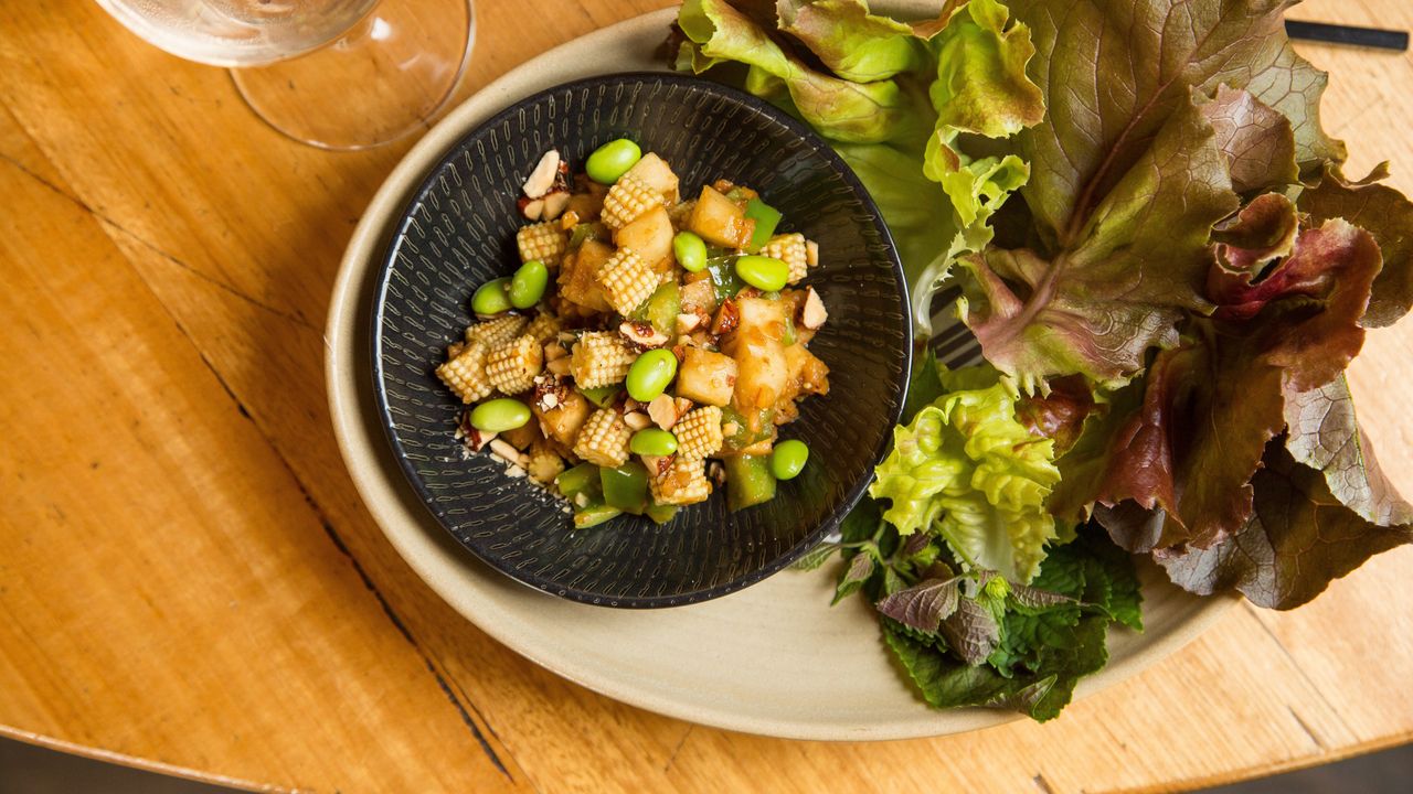 Vegetarian San Choi Bao, Green Beans, Carrot, Almonds (GF) (V)