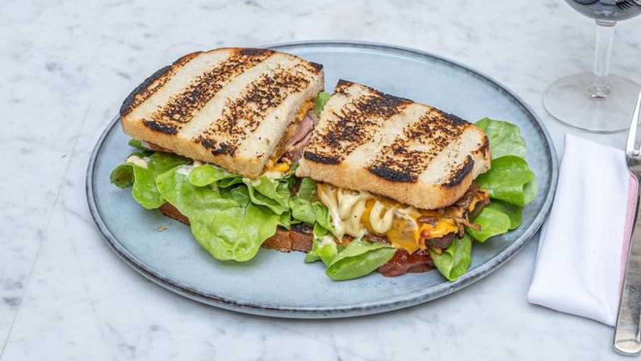 Porterhouse Steak Sandwich (200g)