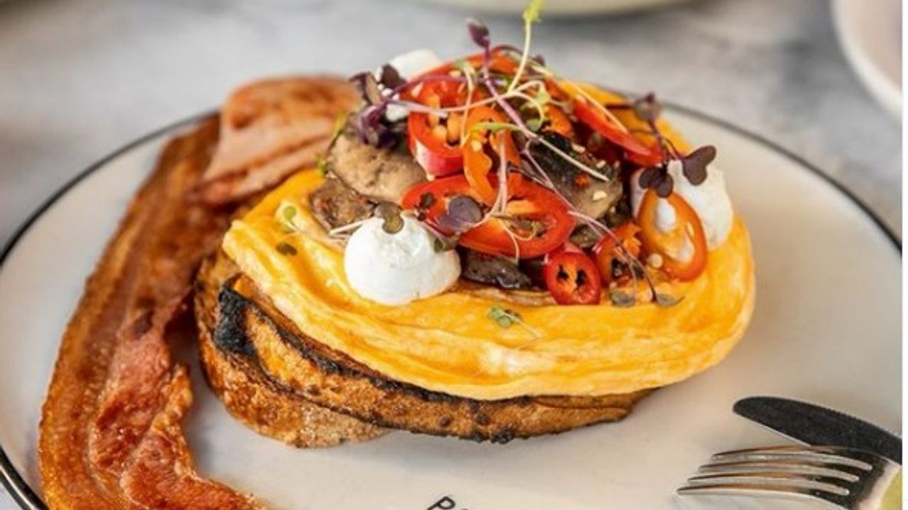 Chilli Scrambled Eggs