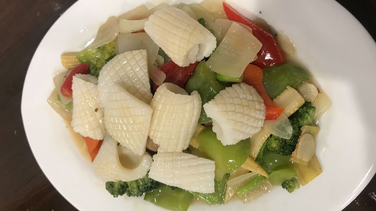 Mix Vegetable with Garlic Sauce with Fish Fillet or Calamari