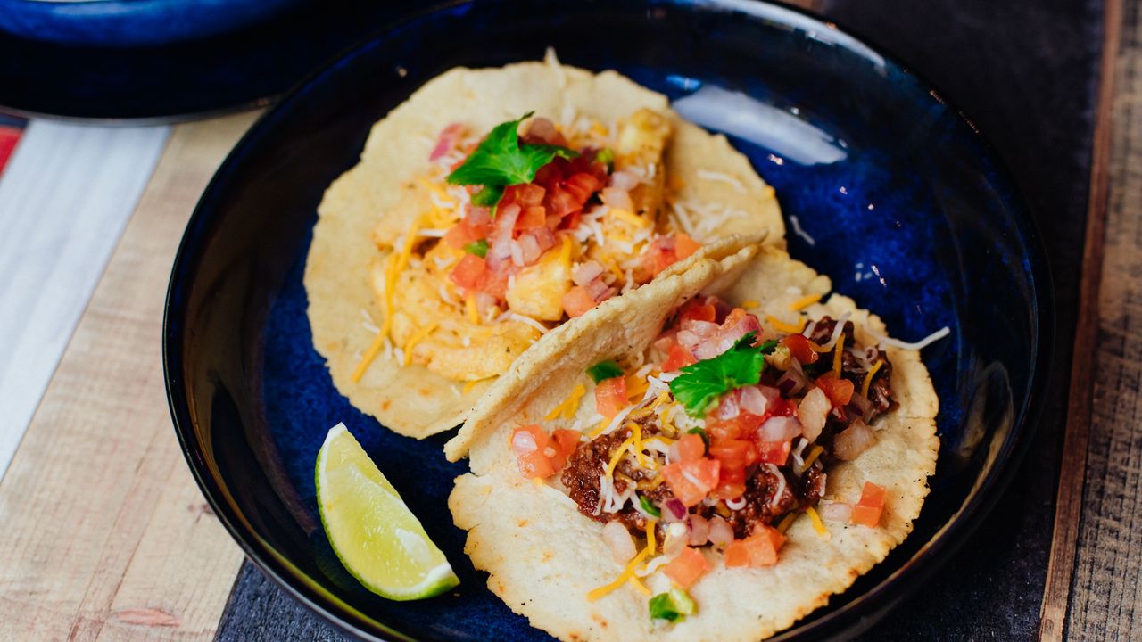 Chipotle chicken tacos (Add Softdrink Can)