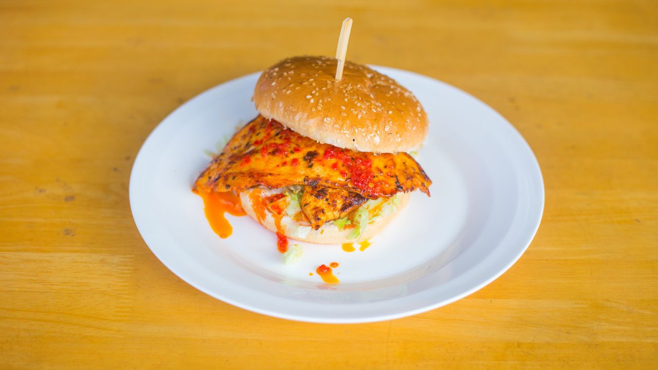 Aldo's Chicken Burger