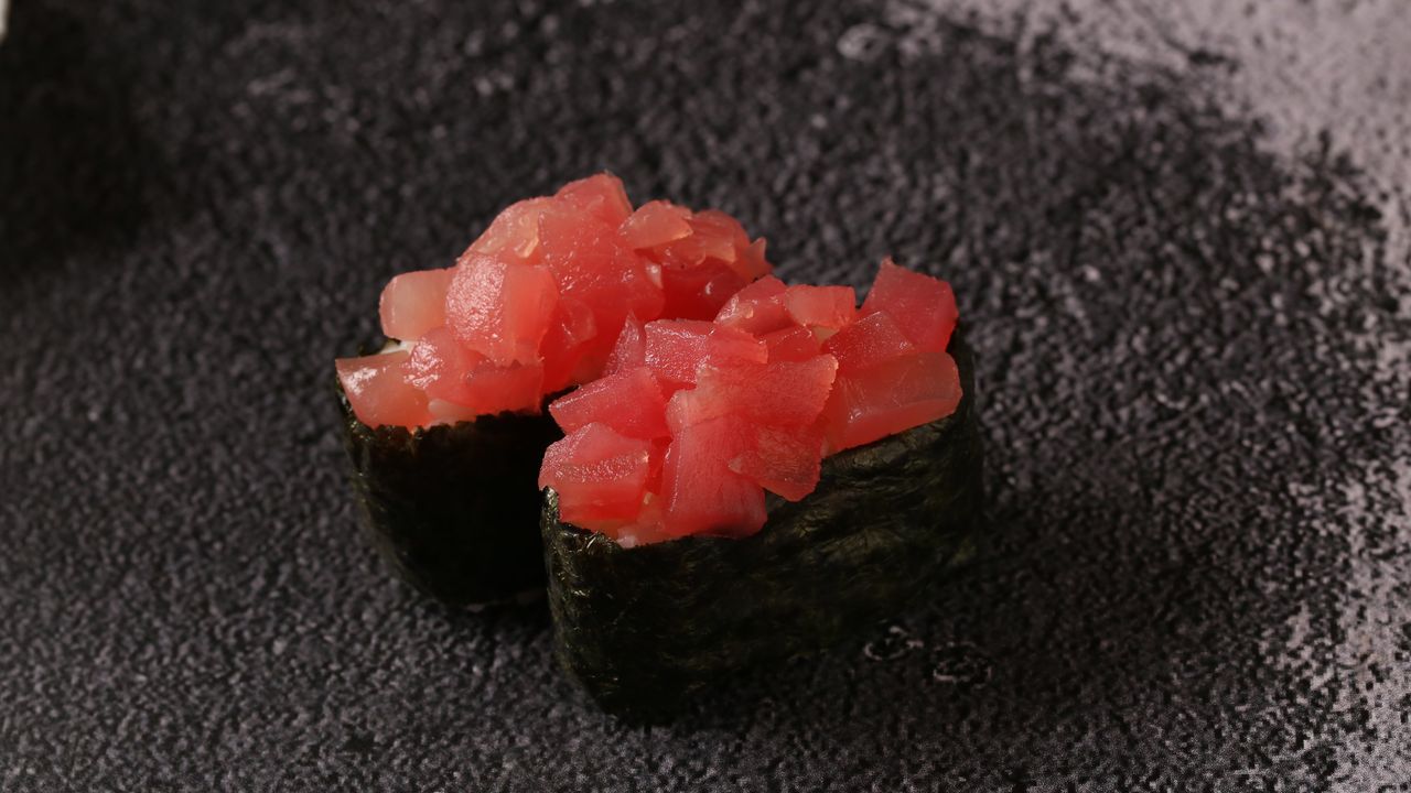 Tuna Roe Gunkan