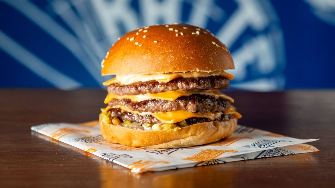 Triple Cheeseburger