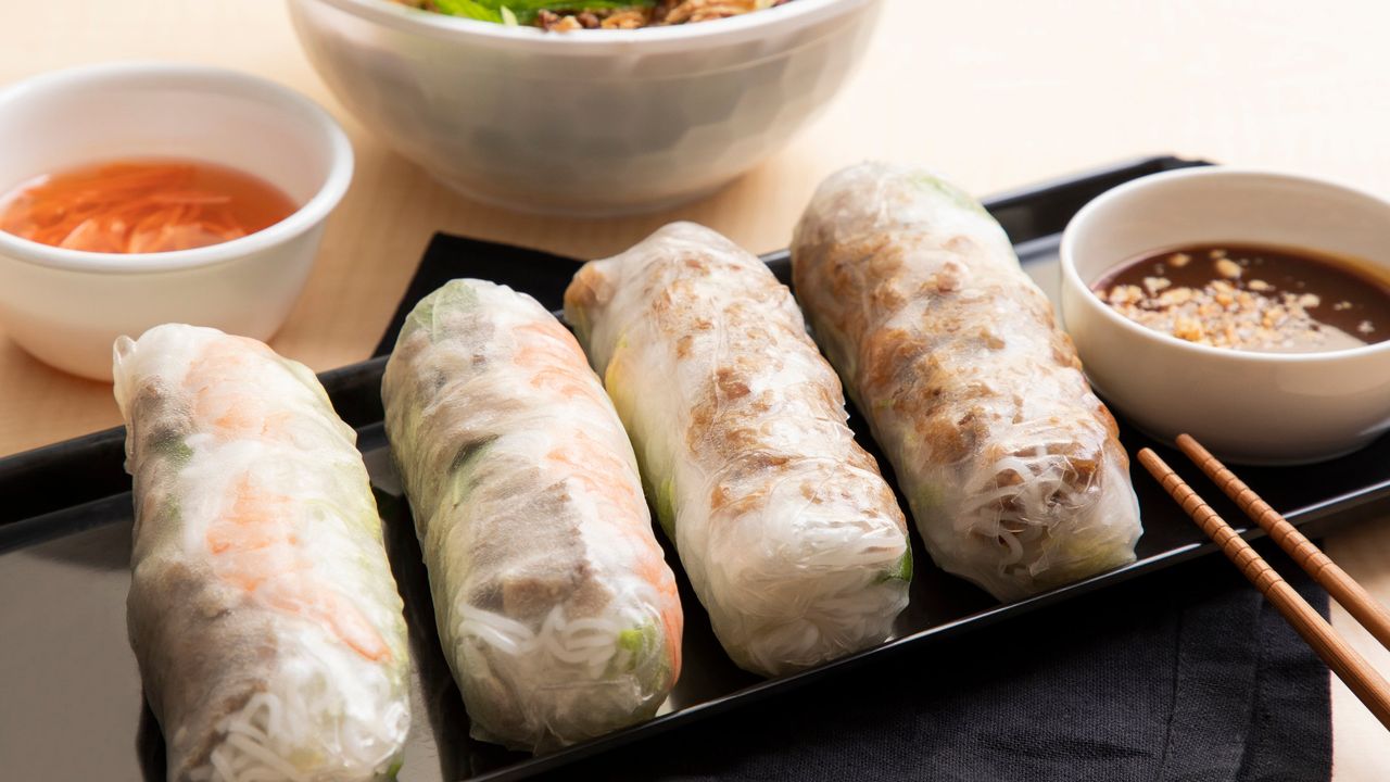 Lemon Grass Beef Rice Paper Roll (GF)