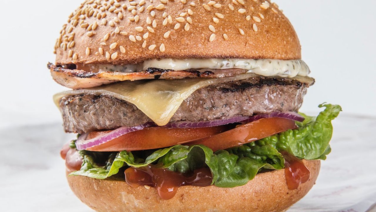 Crispy Bacon and Cheese (2710 kJ)