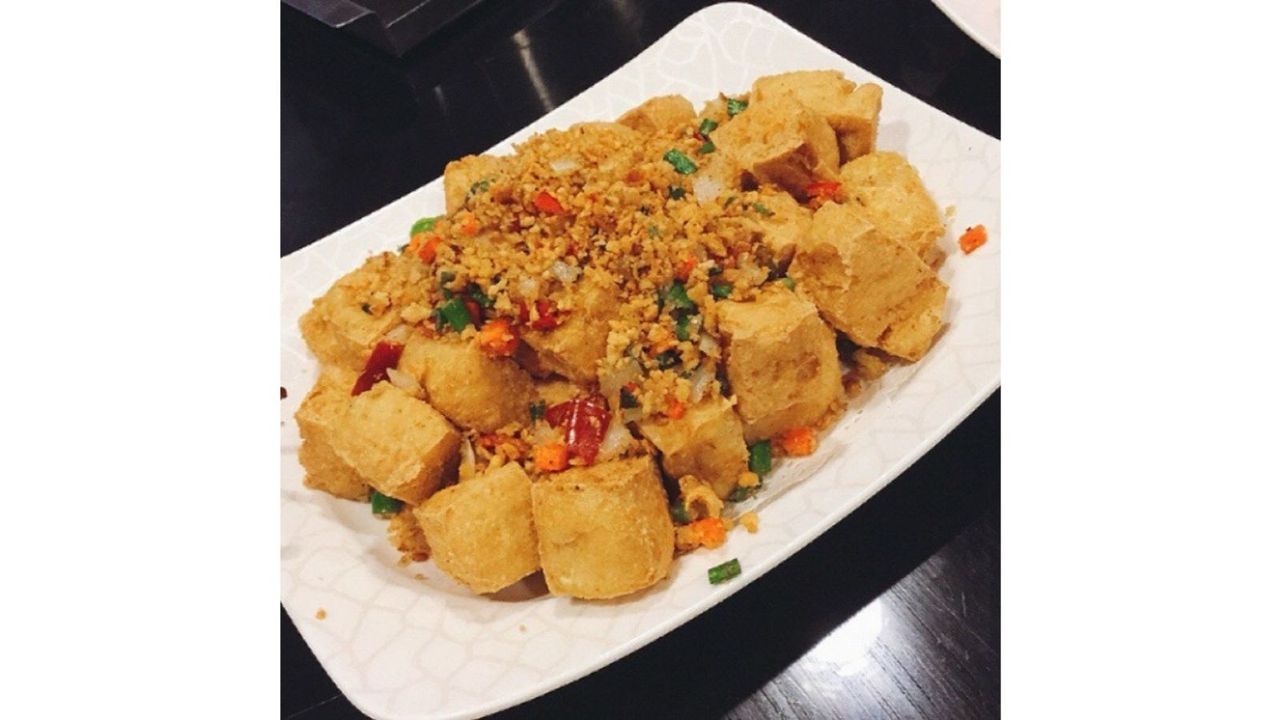 Deep Fried Bean Curd with spicy Salt & Chili