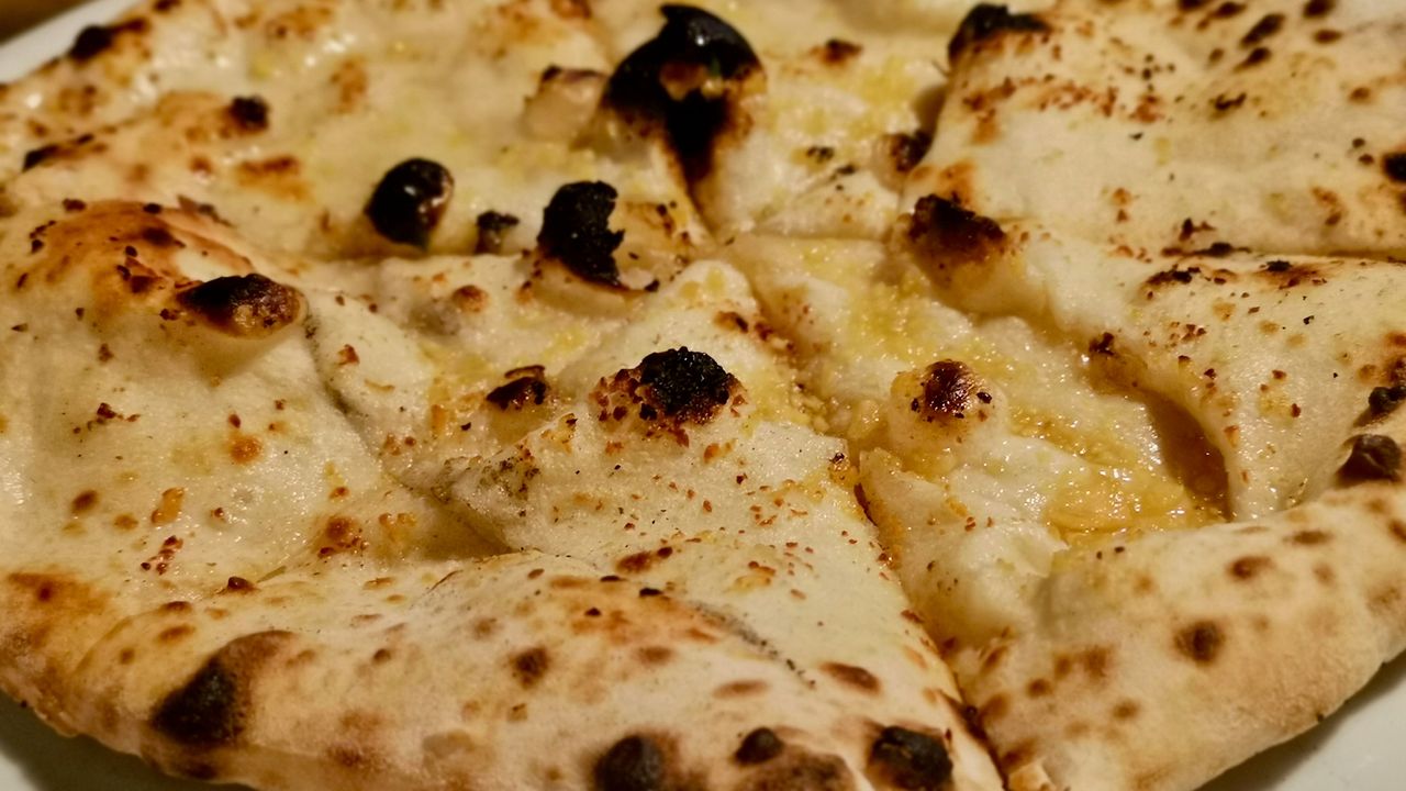 Garlic Pizza Crust