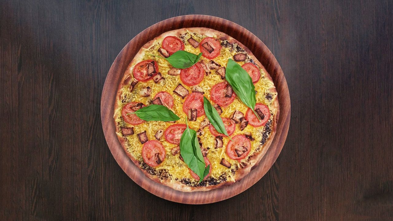 Pesto Verde Pizza (vegan)