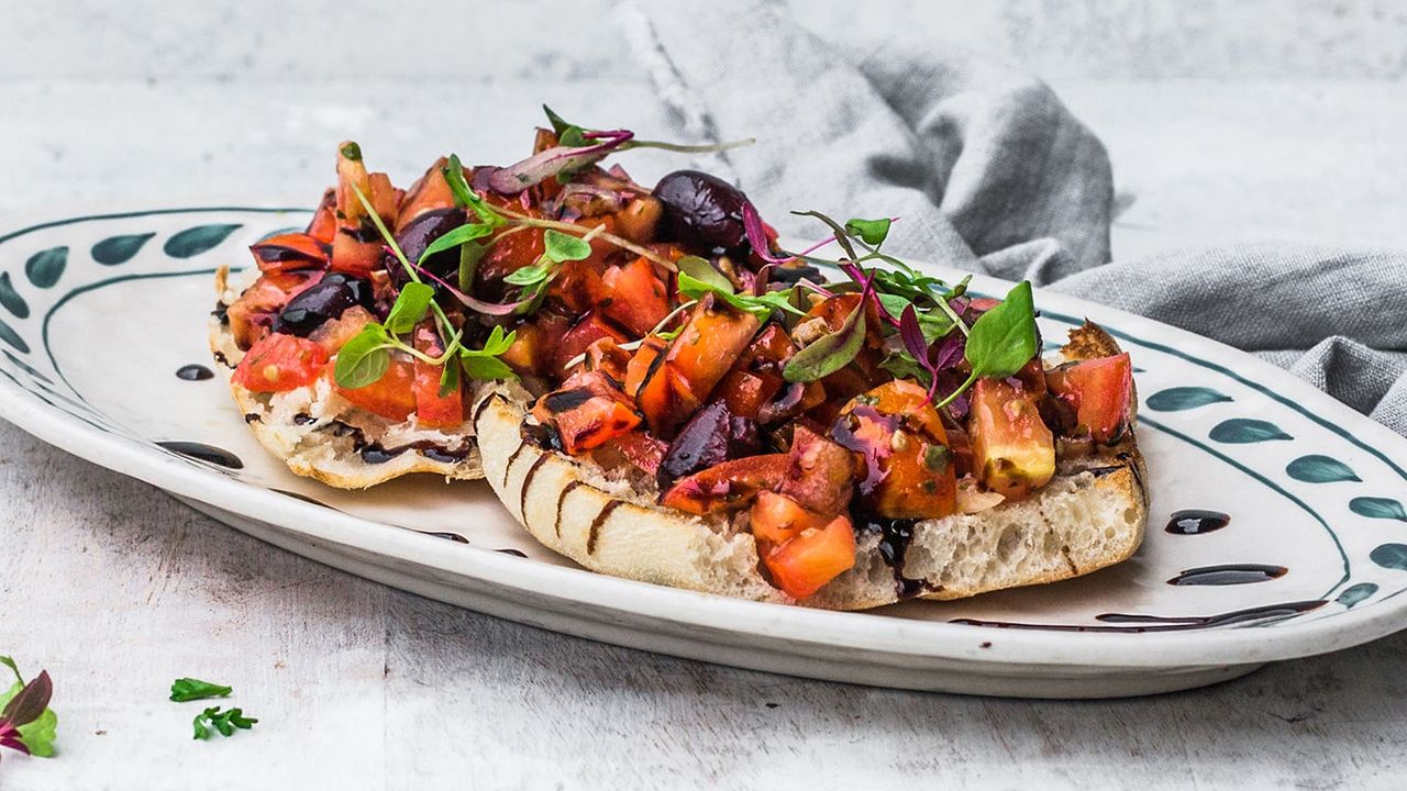 Tomato Bruschetta (V)