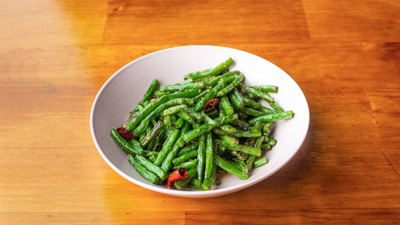 Stir-Fried Green Beans (V) (Spicy)