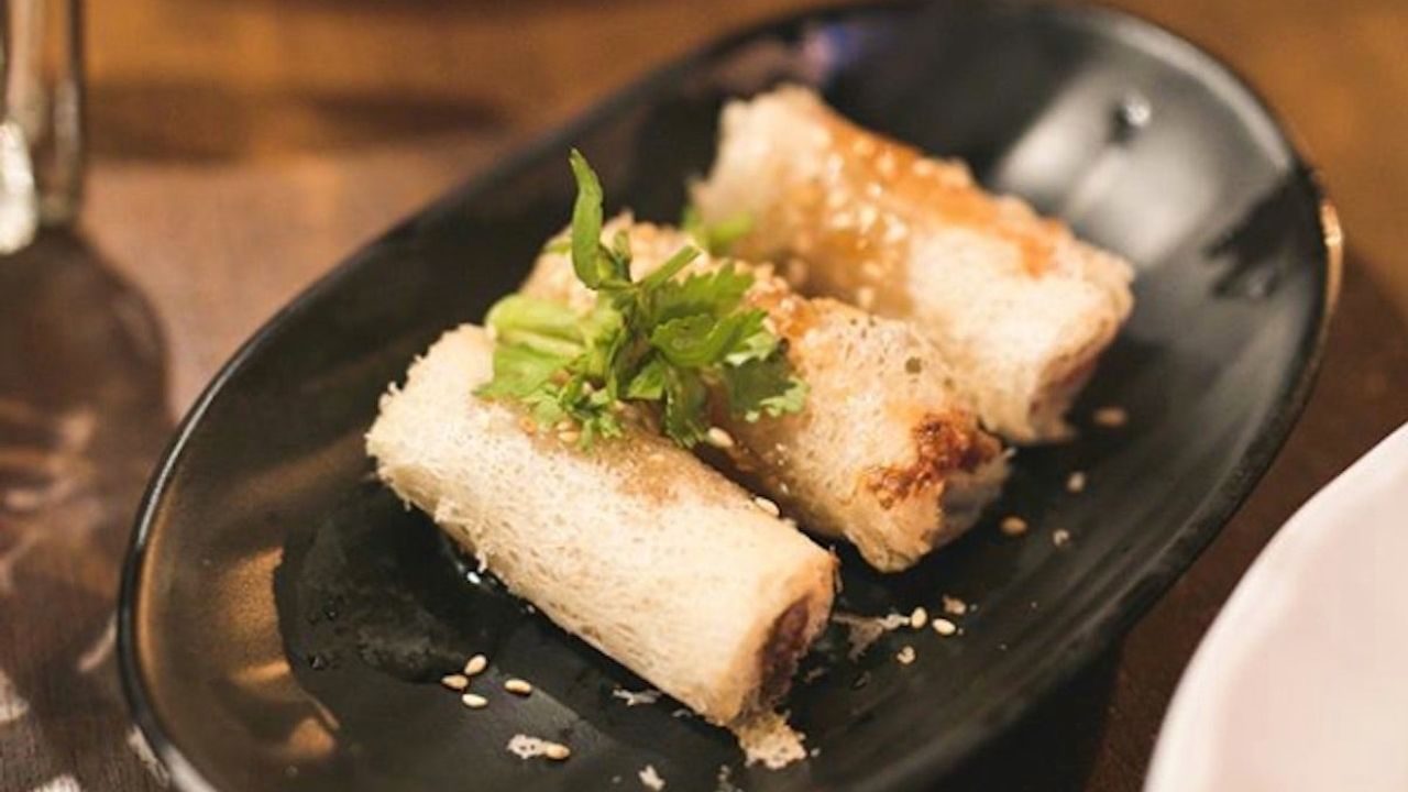 Crab Prawn Roll (4 Pcs)