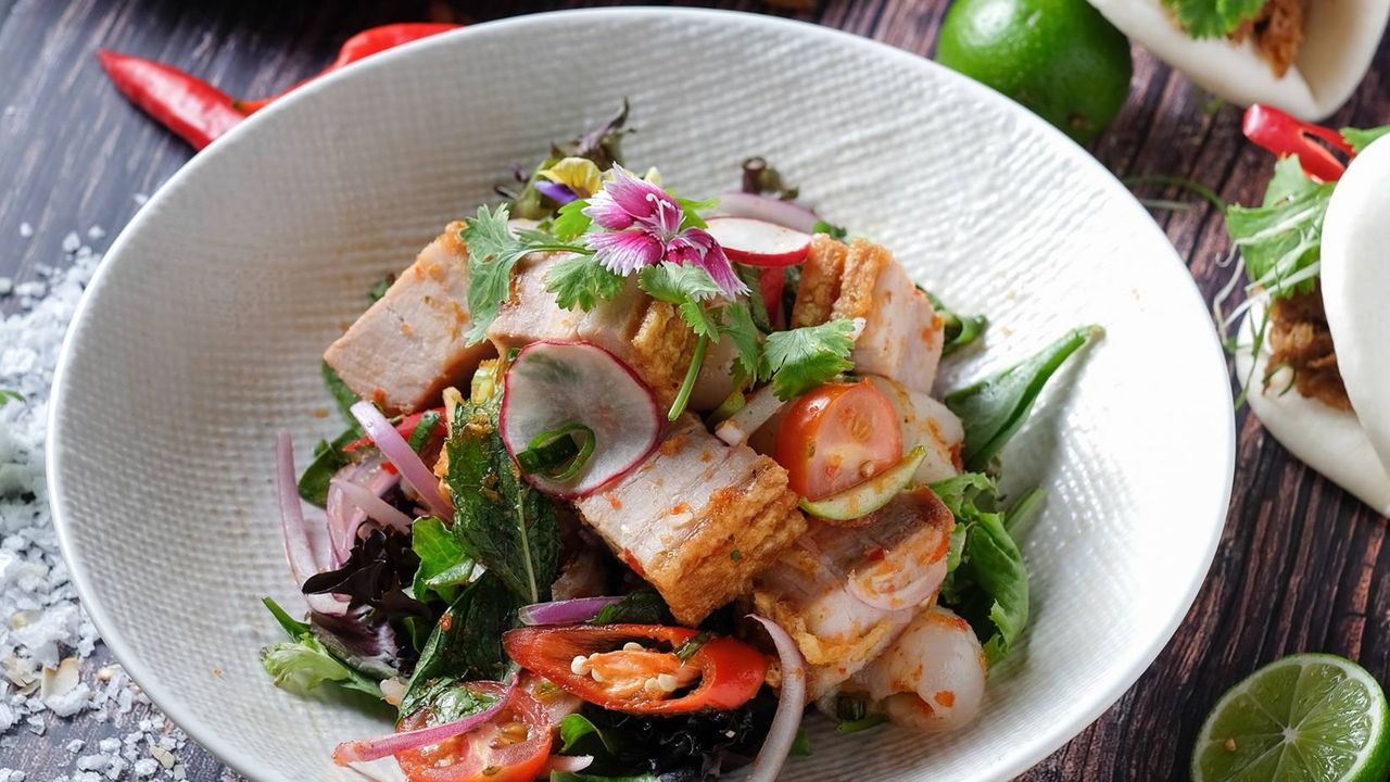 Crispy Pork Salad (Spicy)