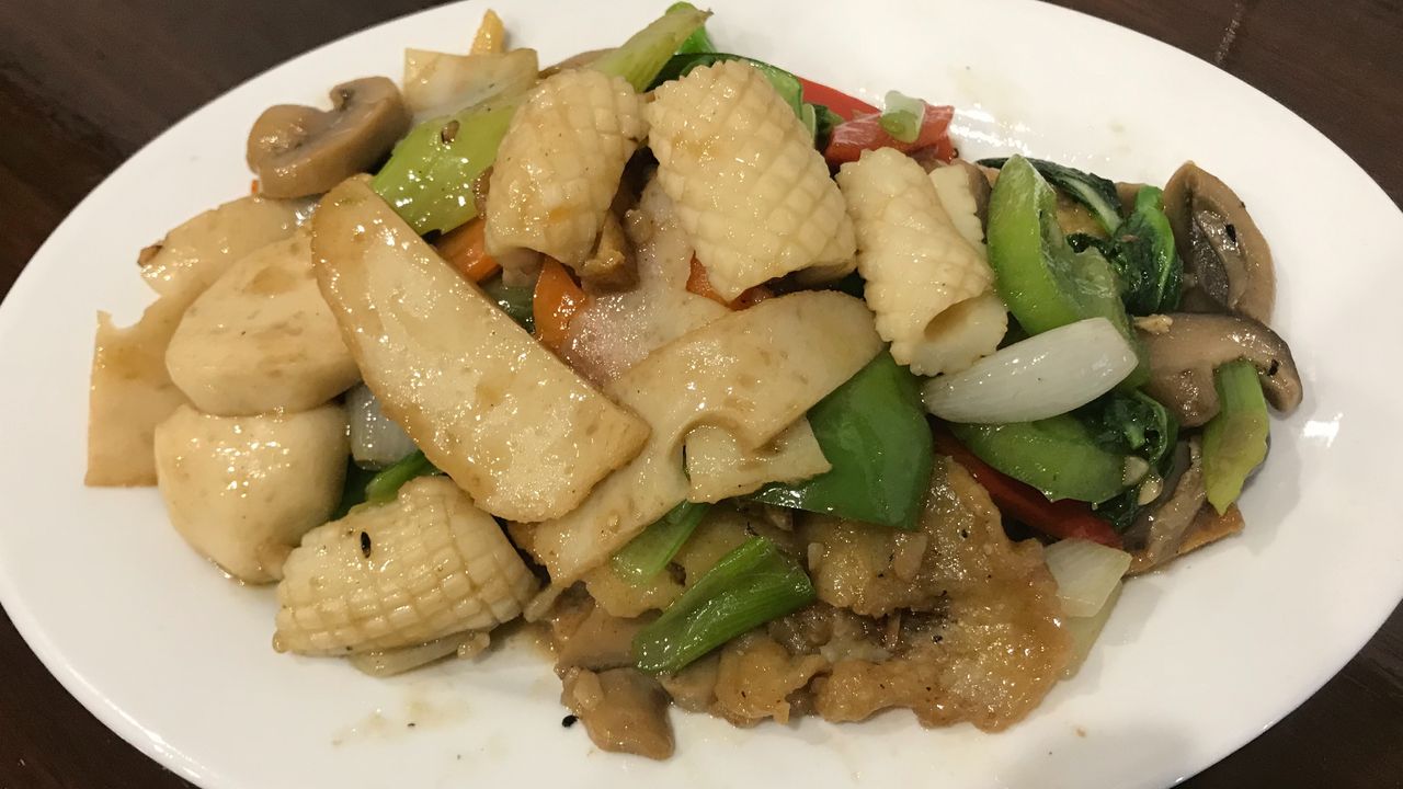 Mix Scafood with Garlic Sauce