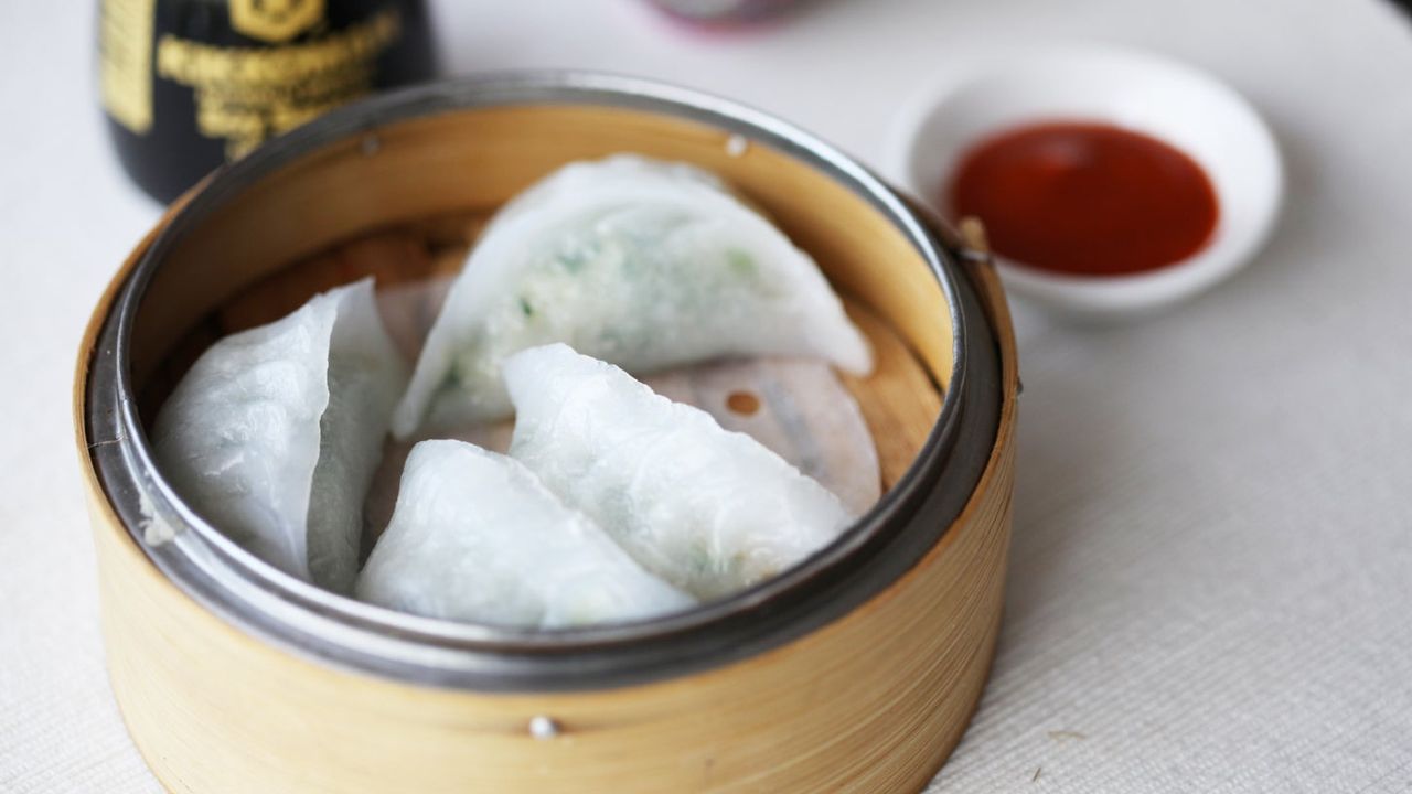 Steamed Leek and Prawn Dumplings