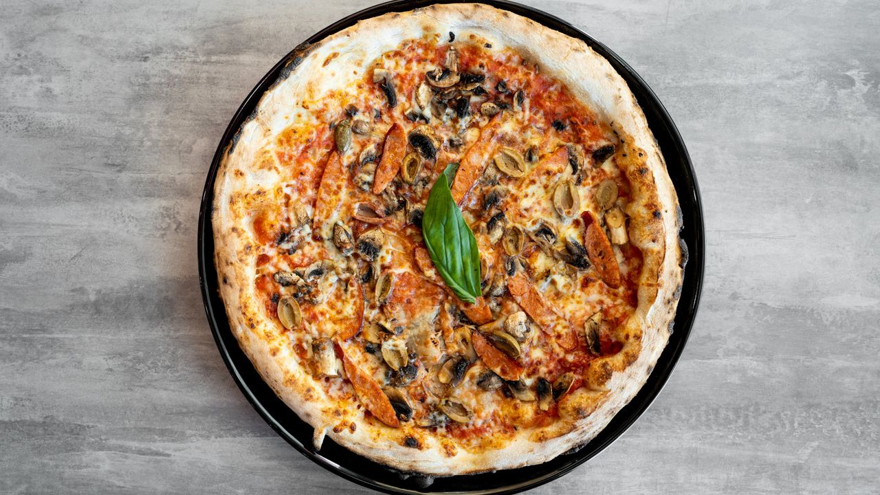 Salsicca Gourmet Woodfired Pizza