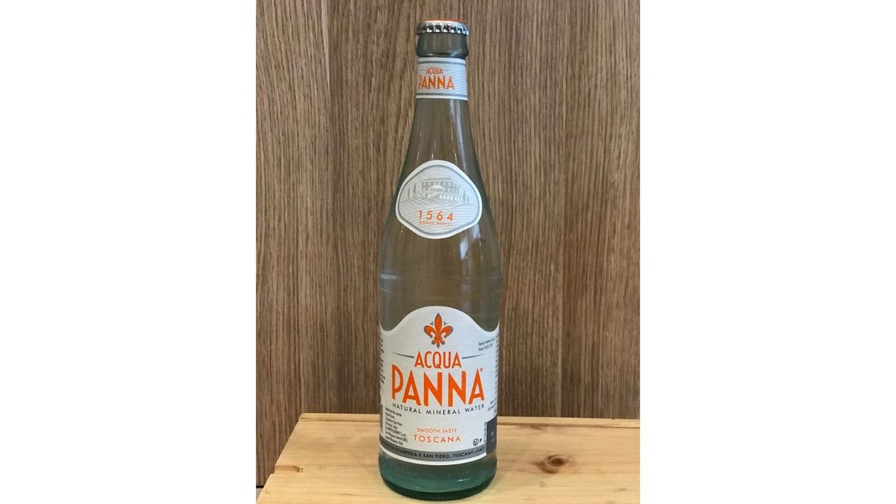 Still mineral water 500 ml