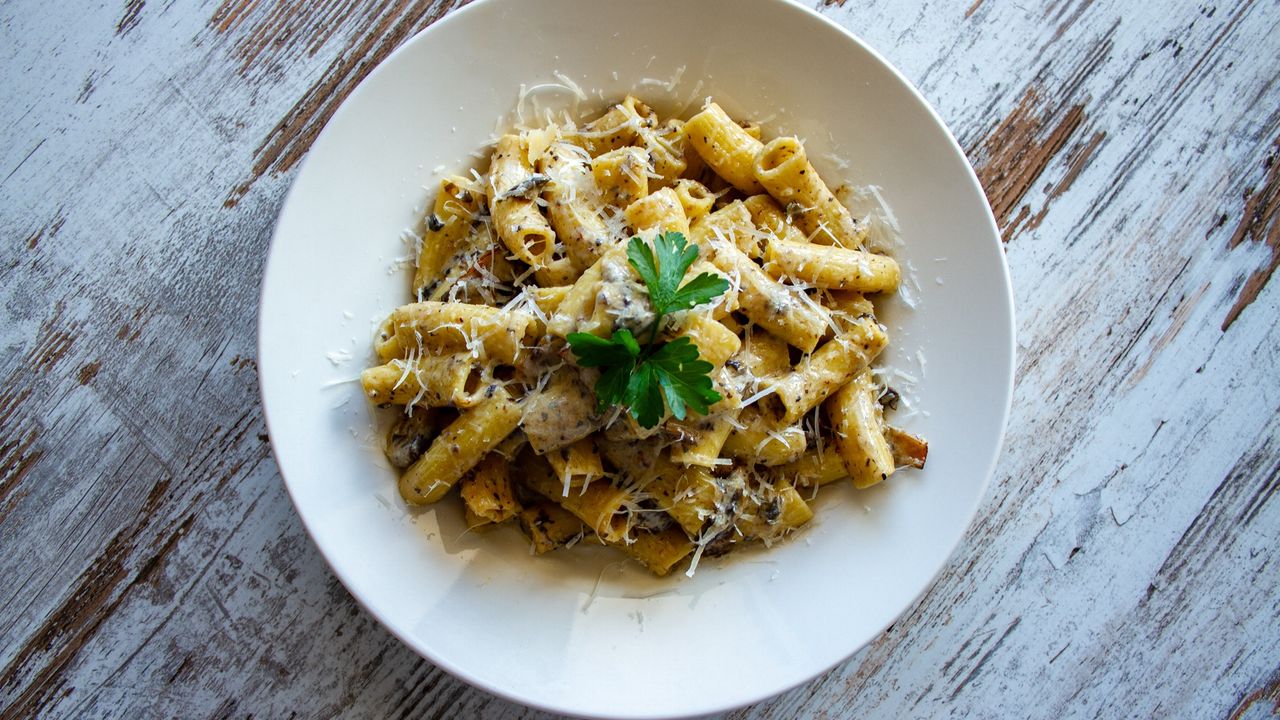 Rigatoni Al Funghi