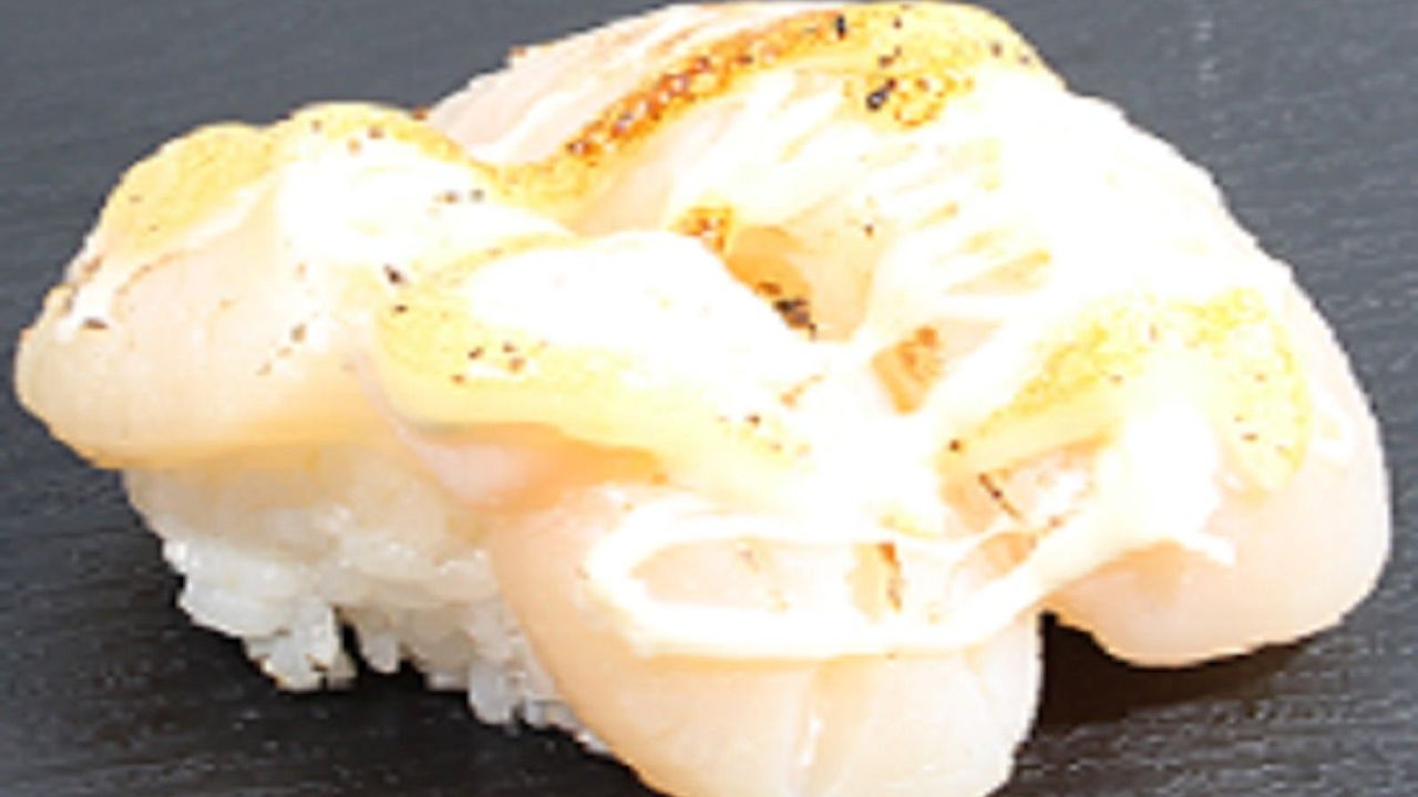Seared Scallop Nigiri (3 Pcs)