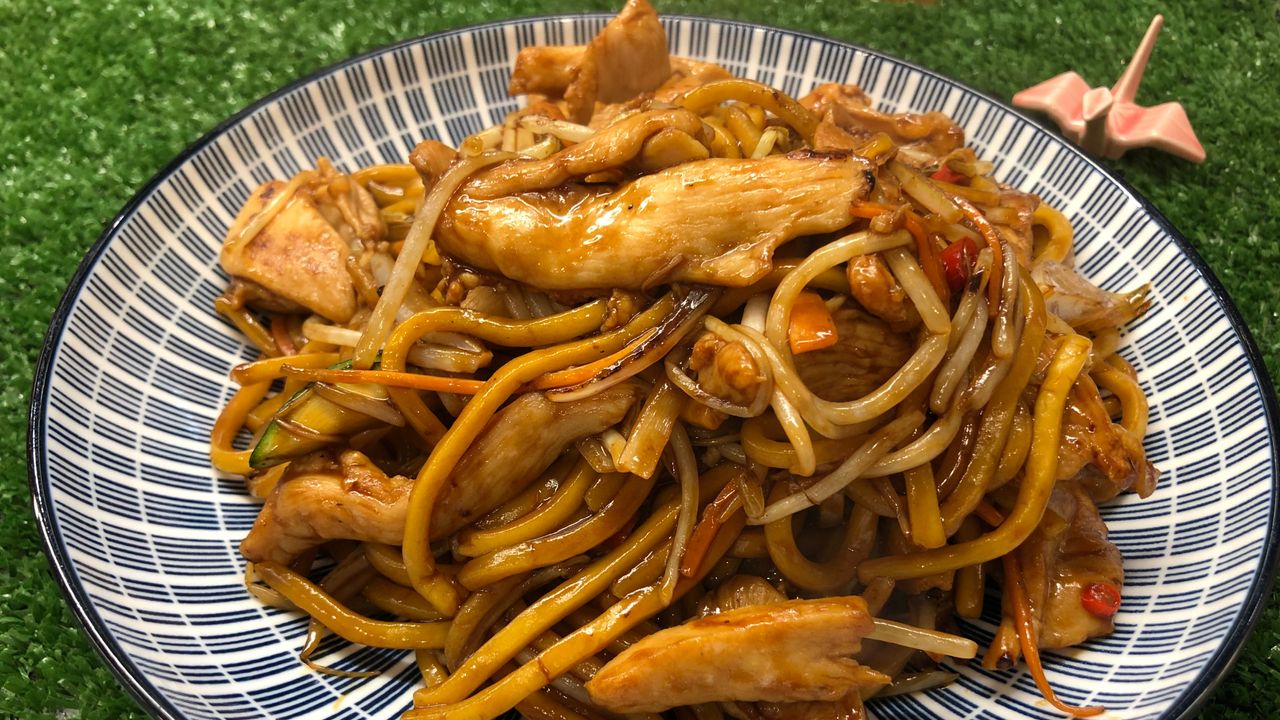 Chicken Yakisoba