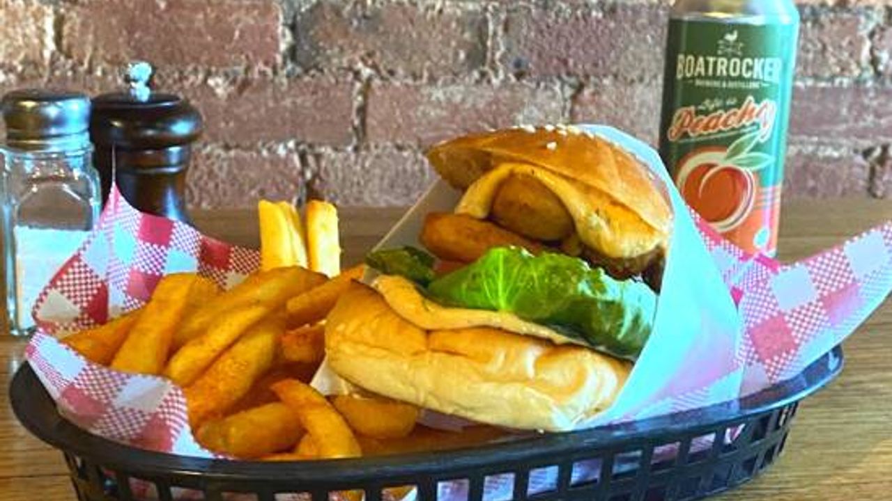 The Thin White Duke Burger + Chips