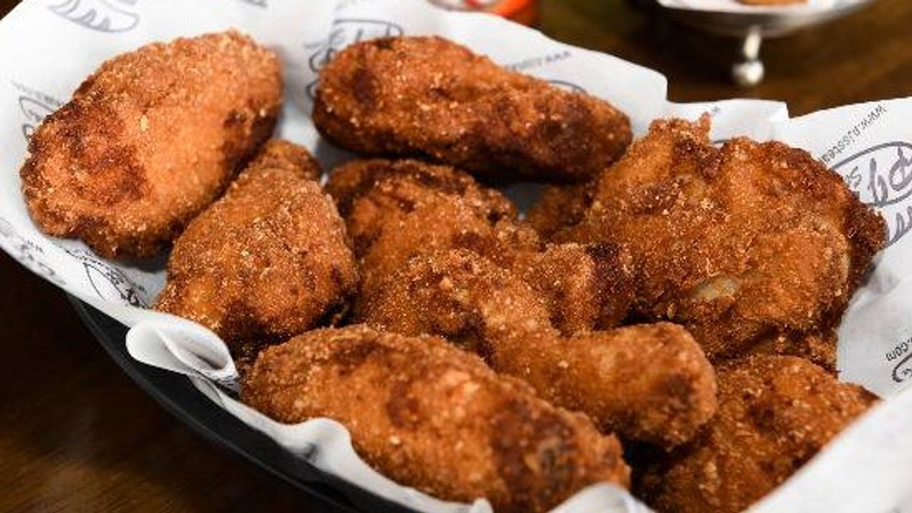 Spicy Wings (8)