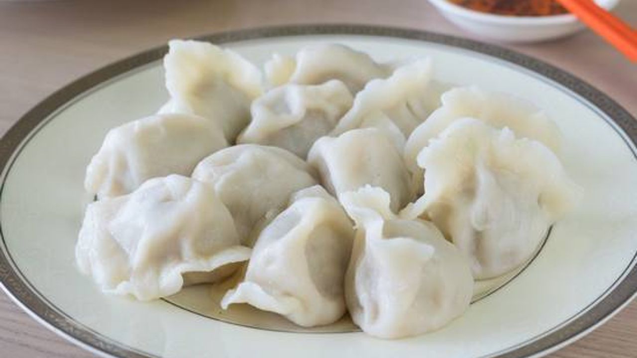 J3. Juicy Pork & Wombok Dumplings 12 Pieces