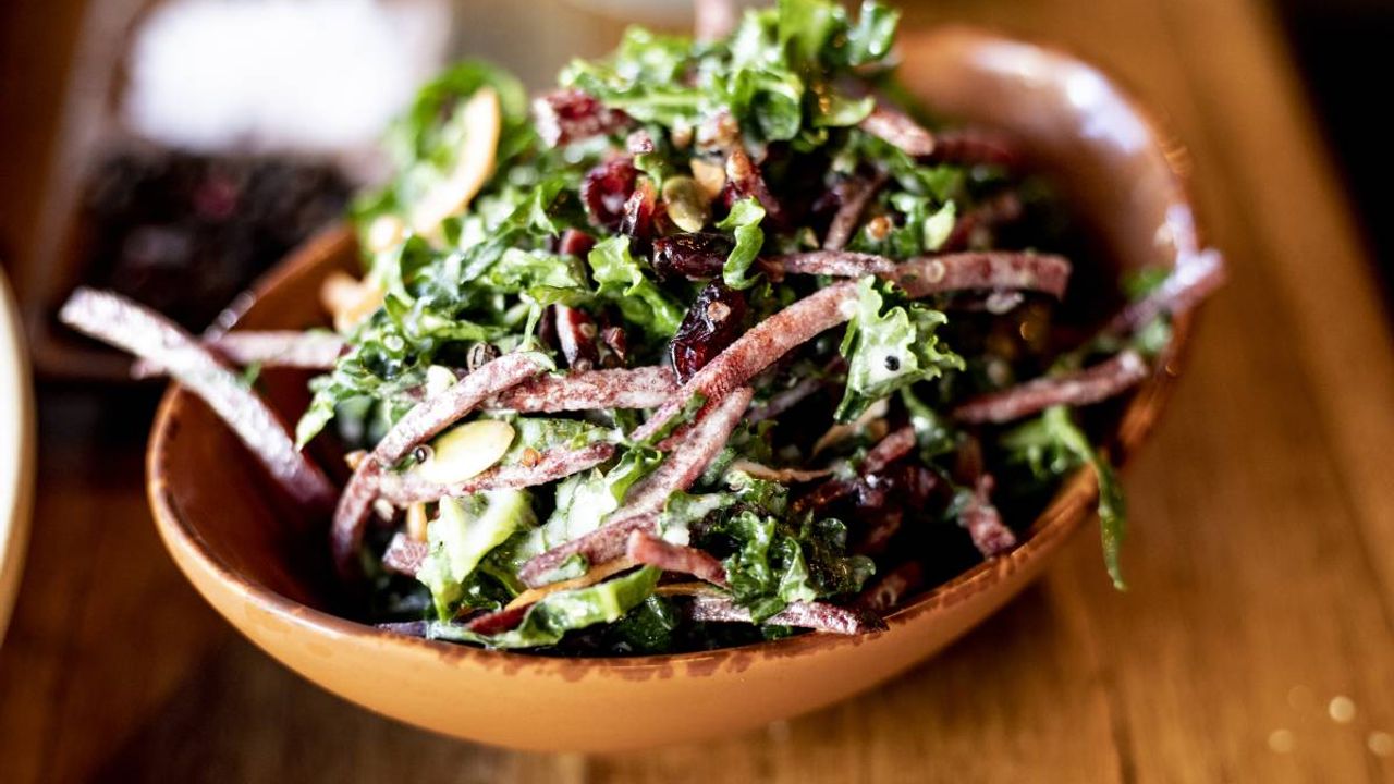 Kale, Quinoa & Beetroot (Side)