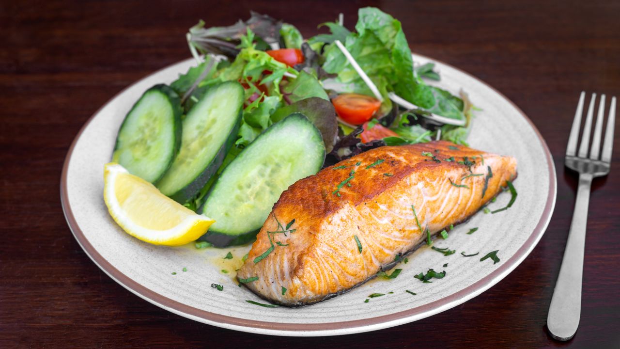 200g Grilled Salmon with Garden Salad