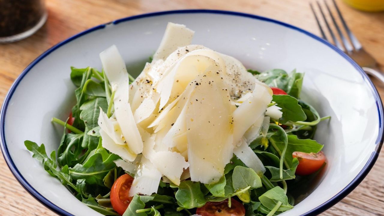 ROCKET & PARMESAN SALAD