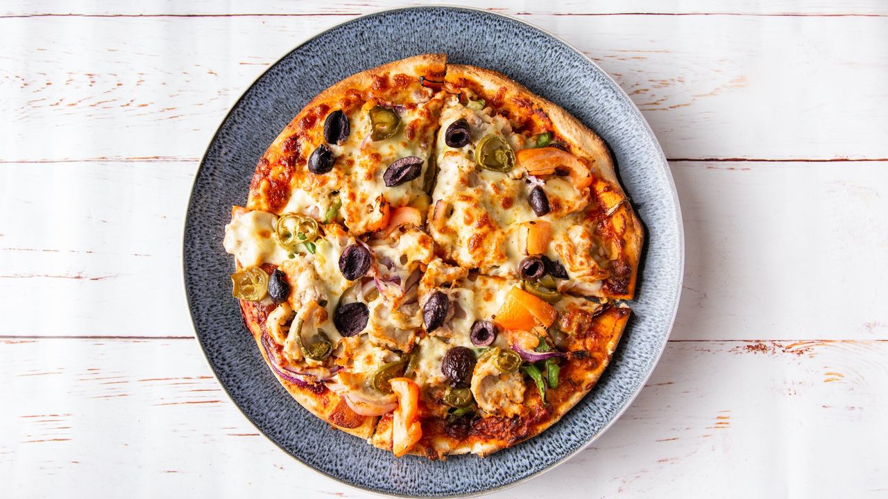 Chilli Chicken Pizza