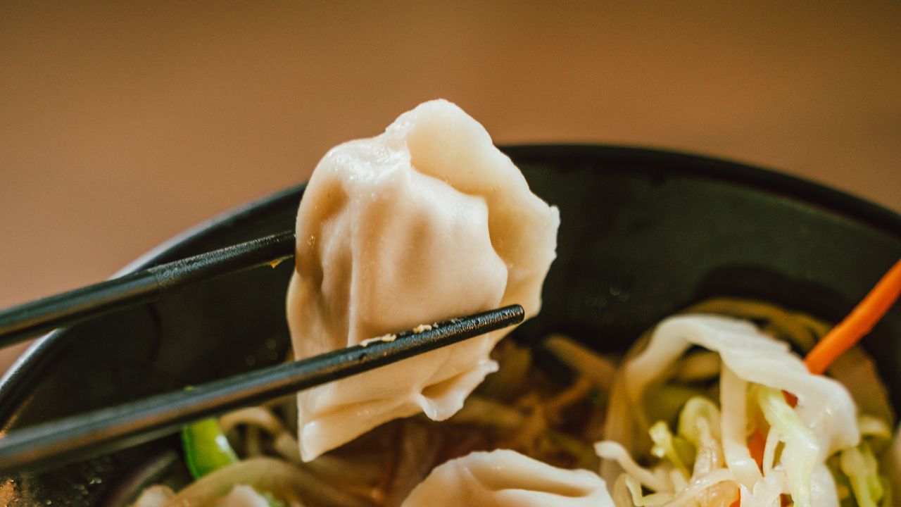 RO6. Beef Dumplings Ramen