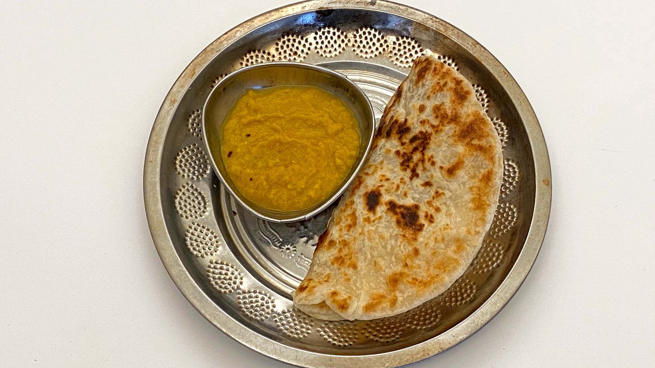 Roti Flat Bread with Dhal