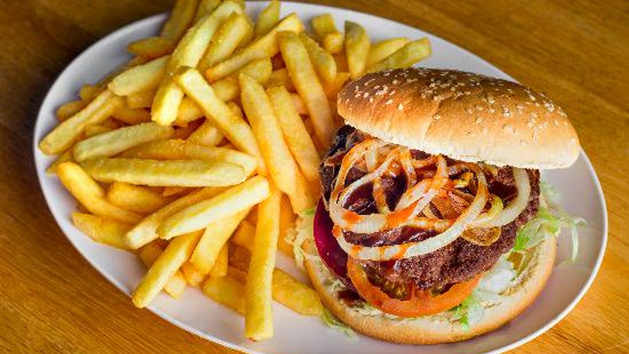 Beef Burger with Fries