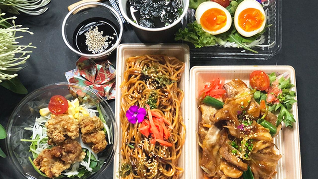 Butaniku Shogayaki Yakisoba Set