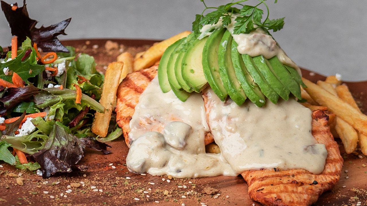 Chicken & Avocado