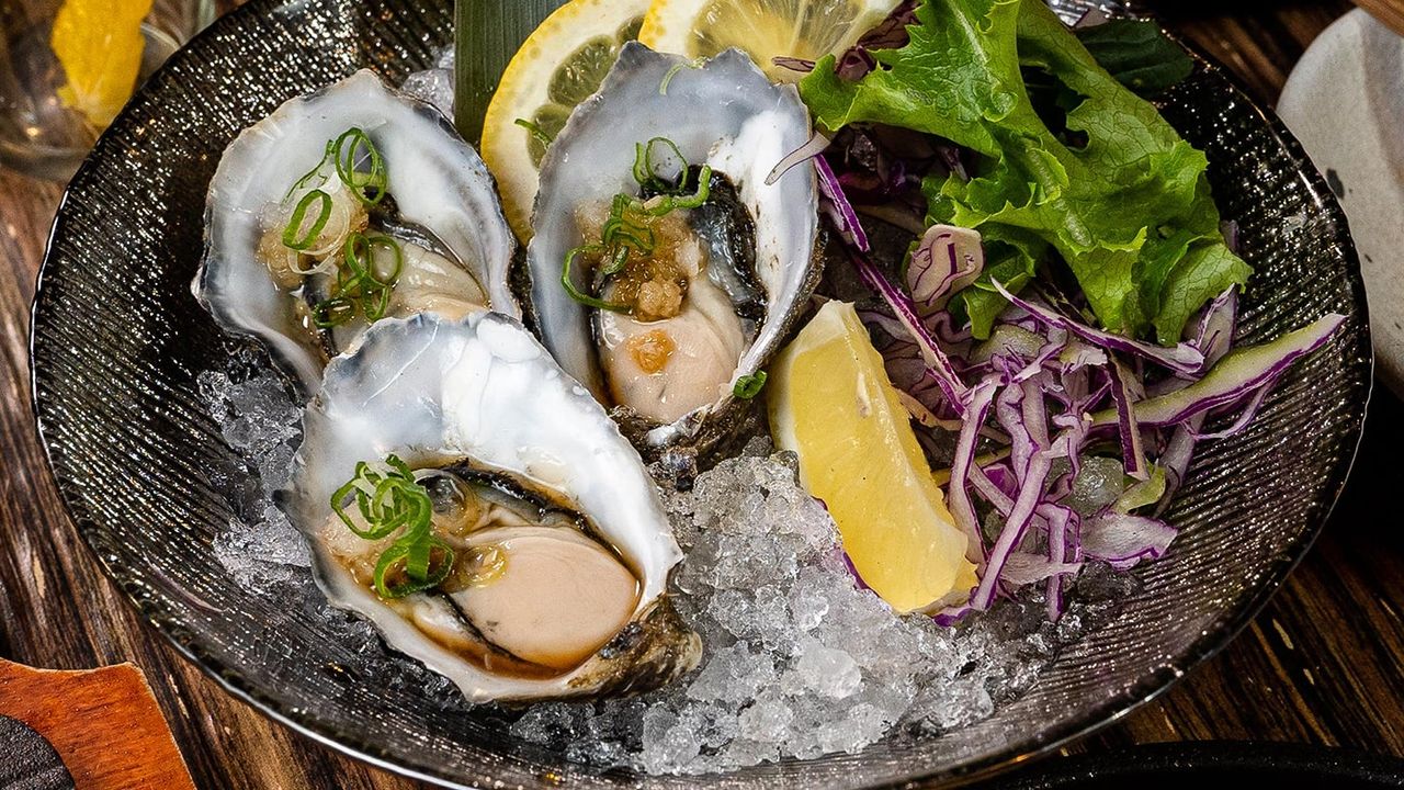 Oyster with Ponzu Sauce (3pcs)