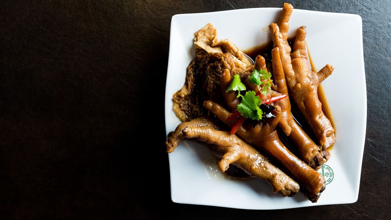 Braised Chicken Feet with Abalone Sauce