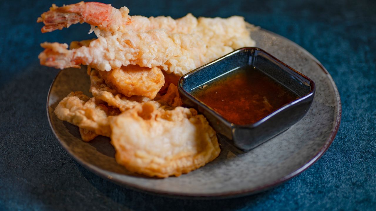 S11 Tempura Prawn and Vegetable