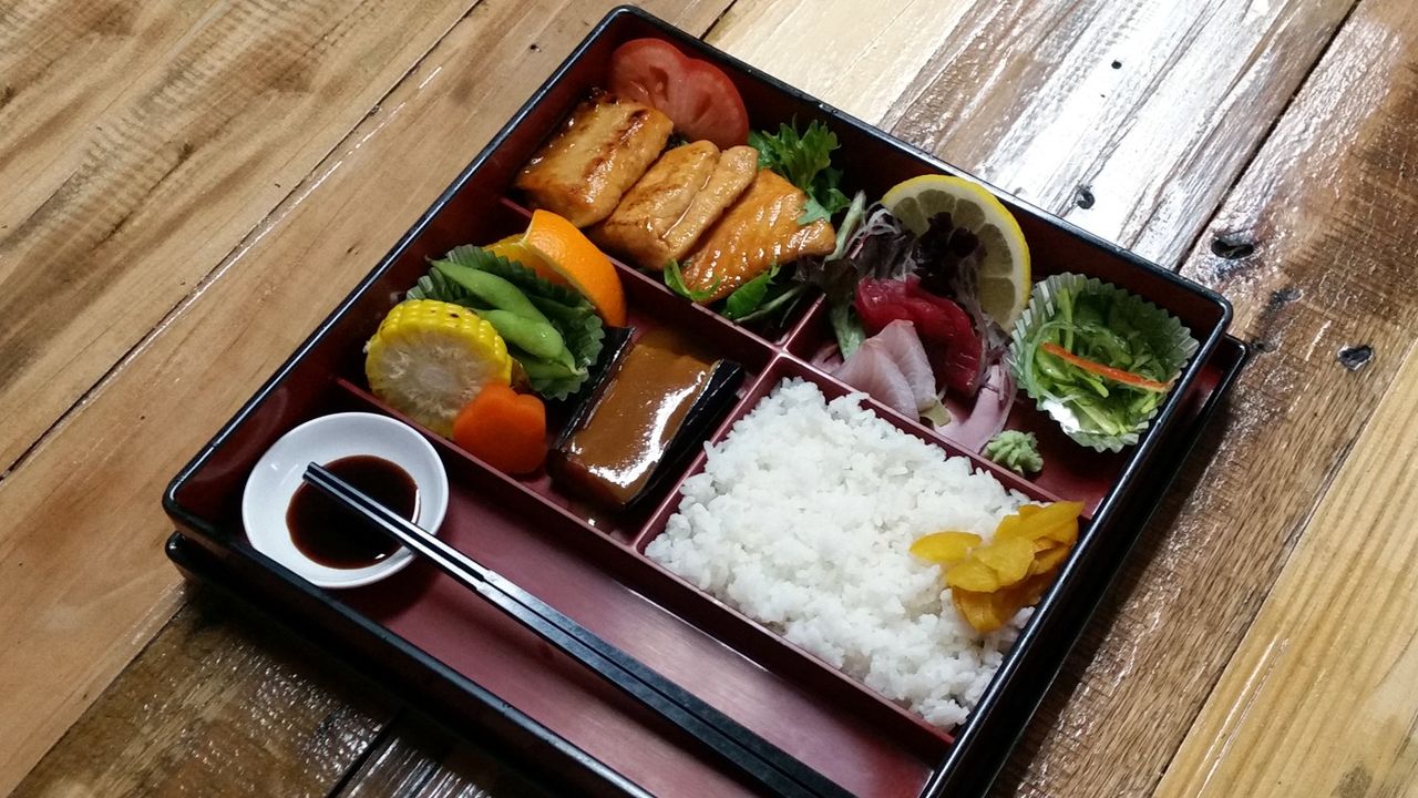 24. Salmon Teriyaki Bento
