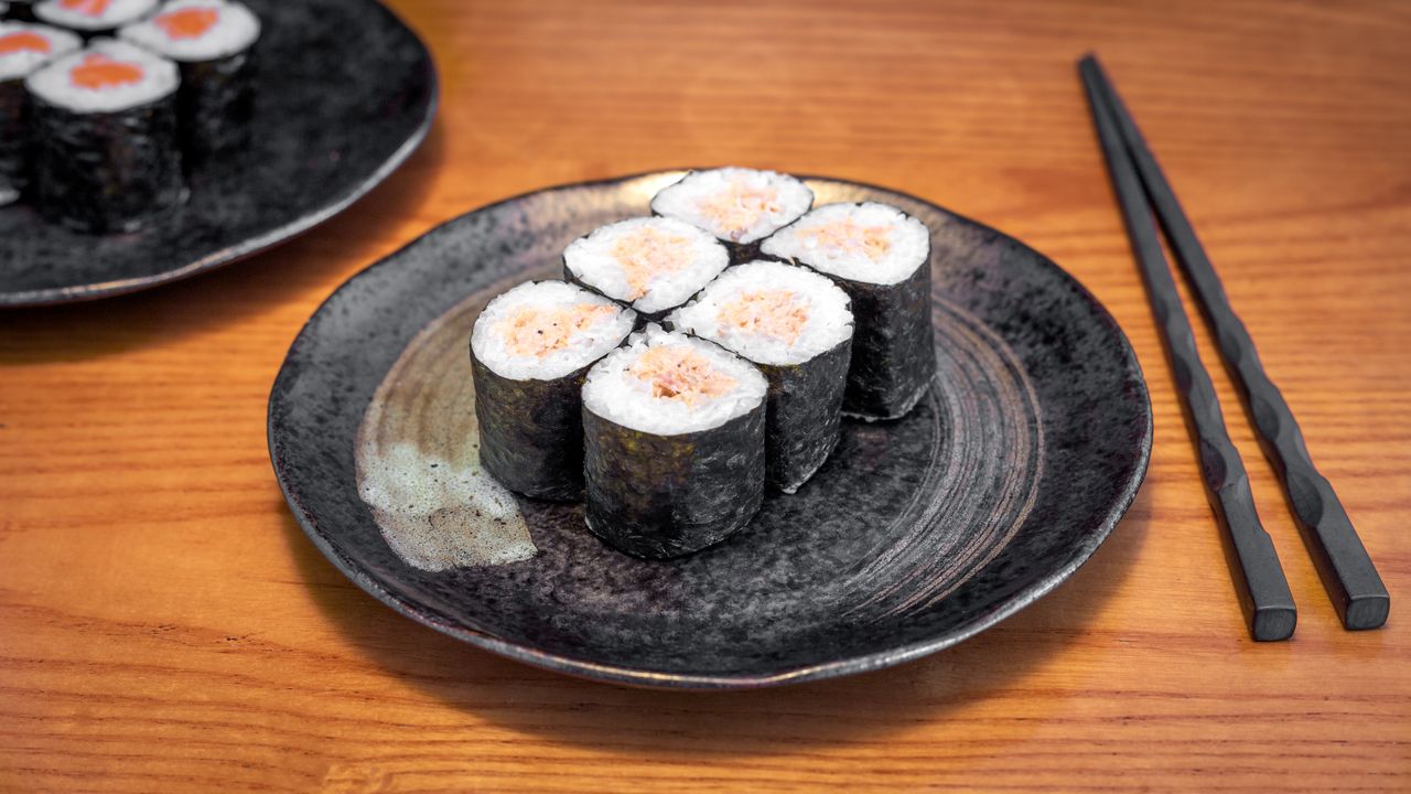 Cooked Tuna Baby Roll - 6 Pieces