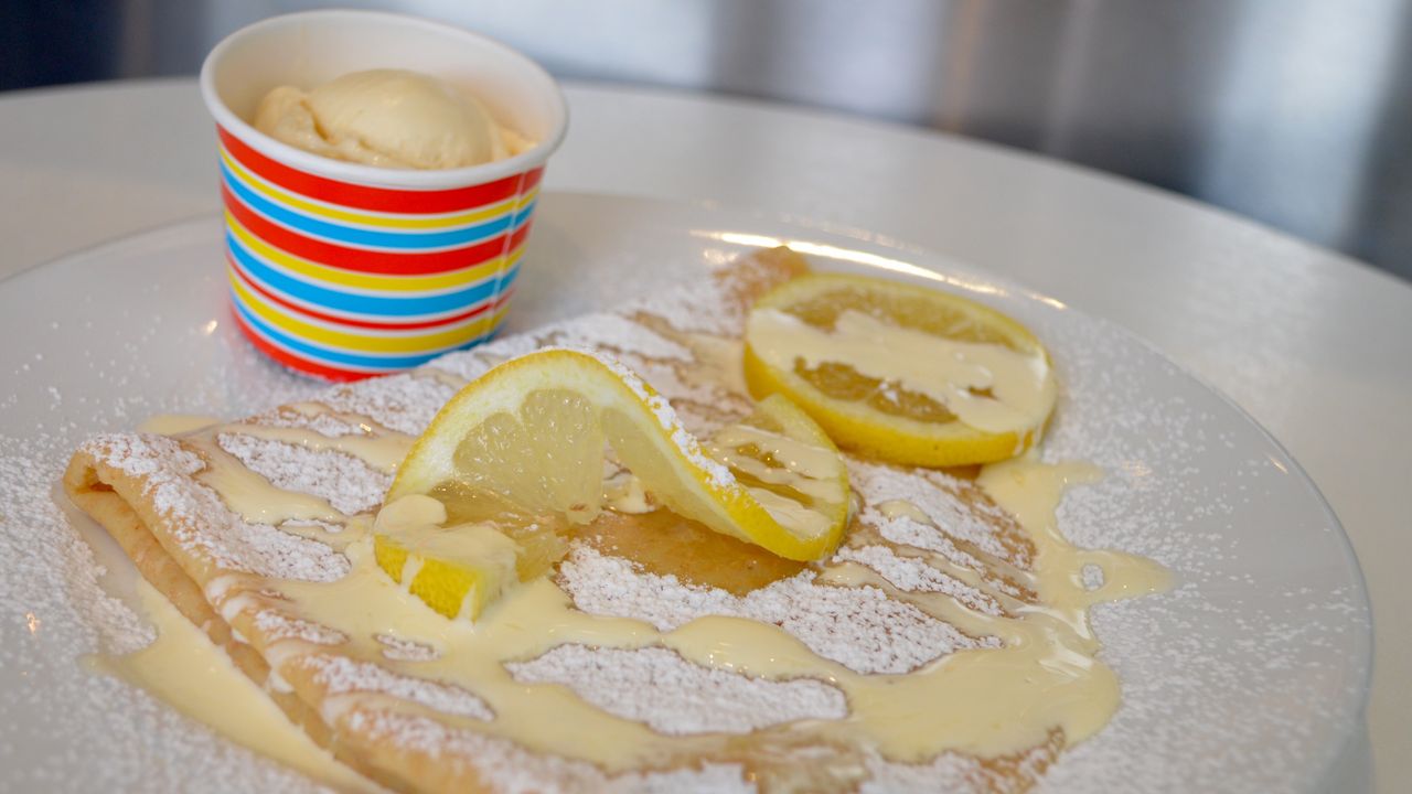 Lemon Icing Sugar & Cream