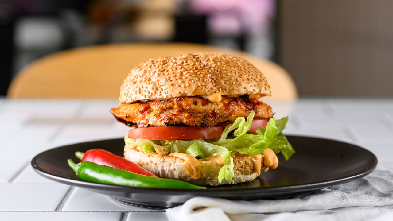 Fowl Play (Fillet Burger Lemon and Chilli)