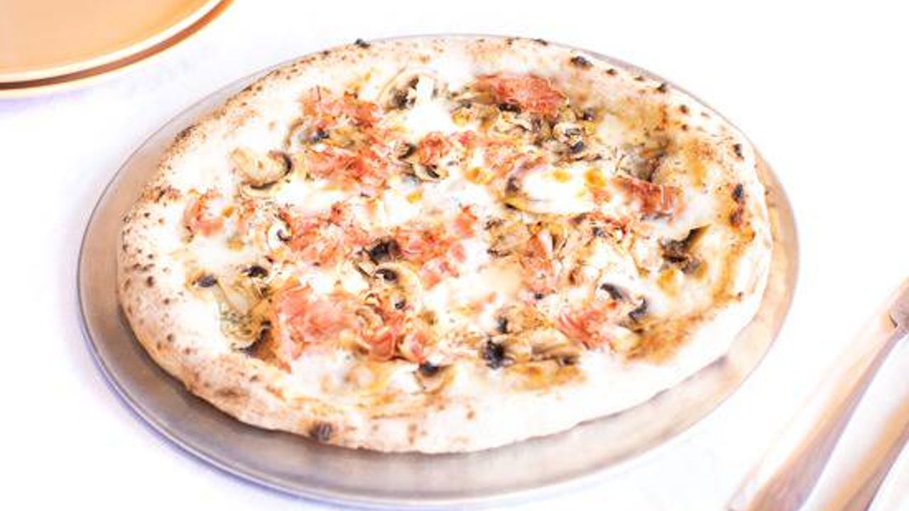 Cotto E Funghi Pizza