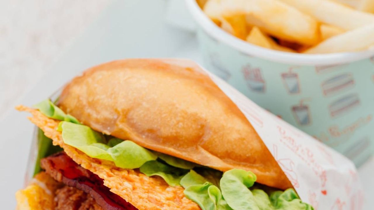 Crispy Chicken Caesar Bundle