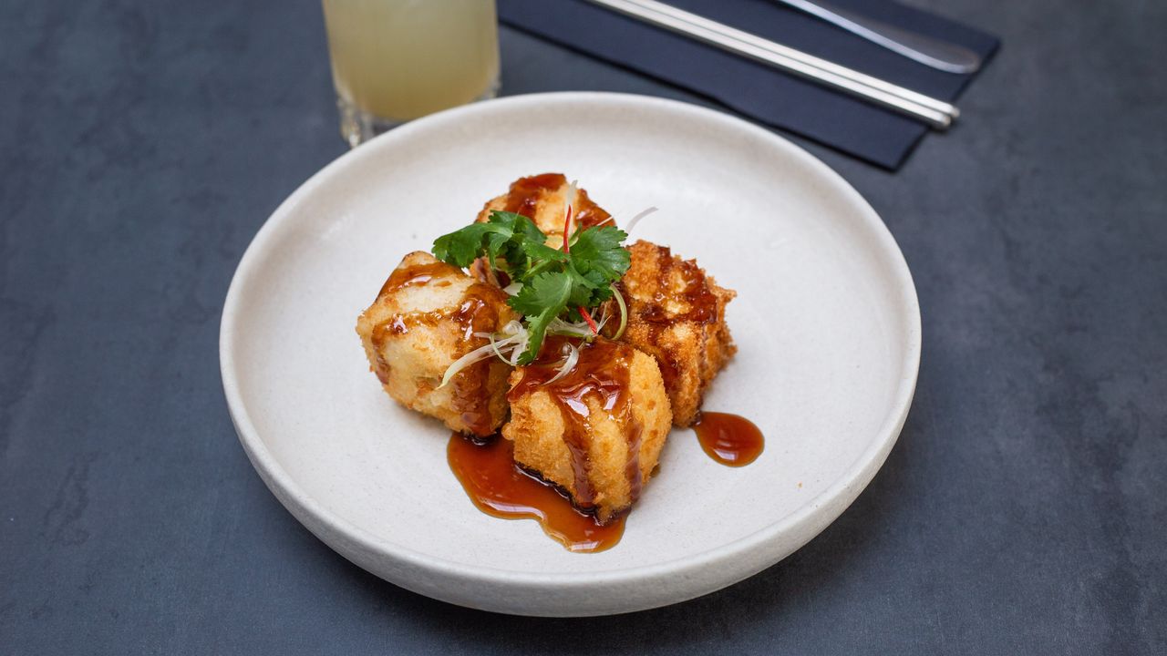 Crispy Silken Tofu Pillowith (4pcs) (v)