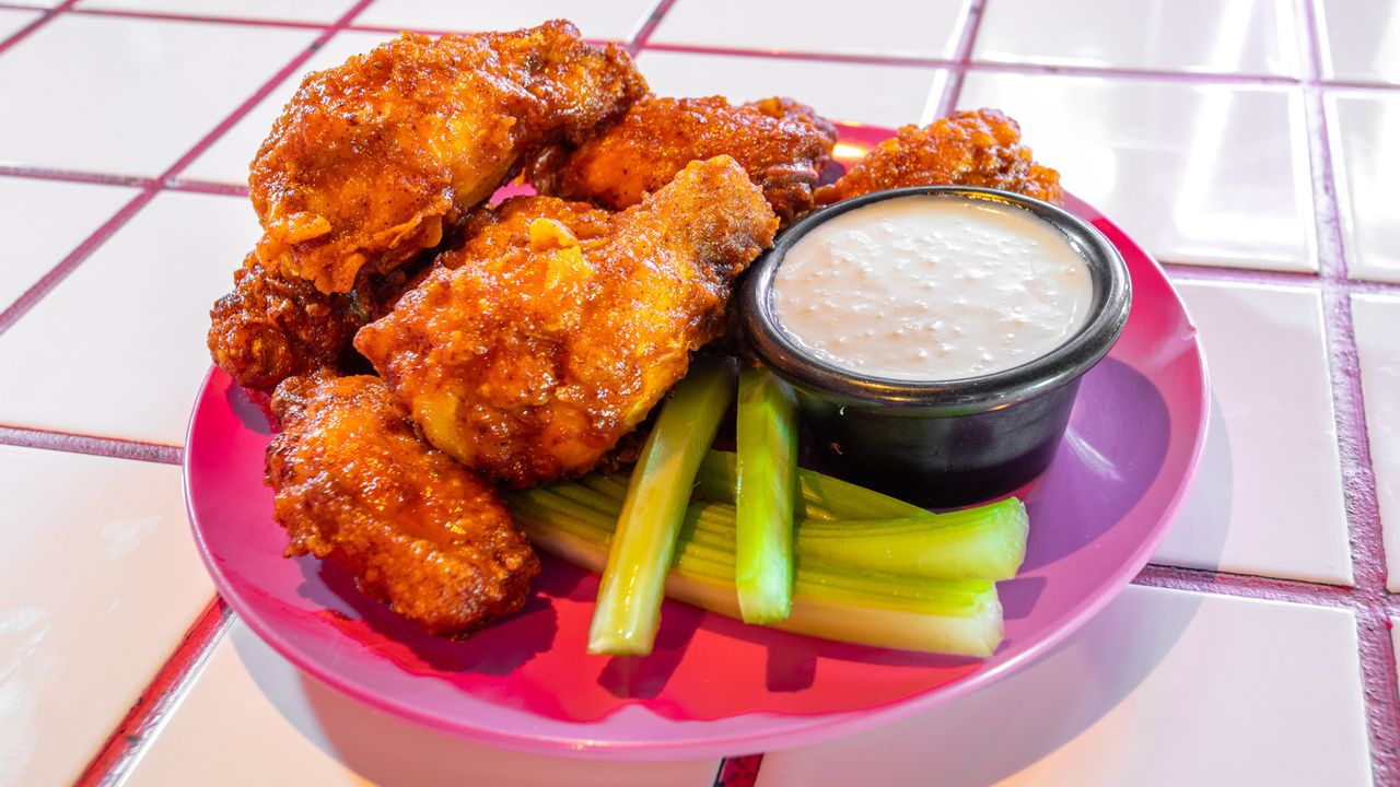 Hot Wings w Celery &Blue Cheese Sauce (Vegan Optional) (GF)