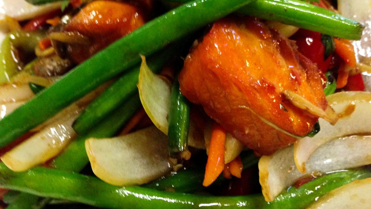 Pad Cha Salmon (GF)