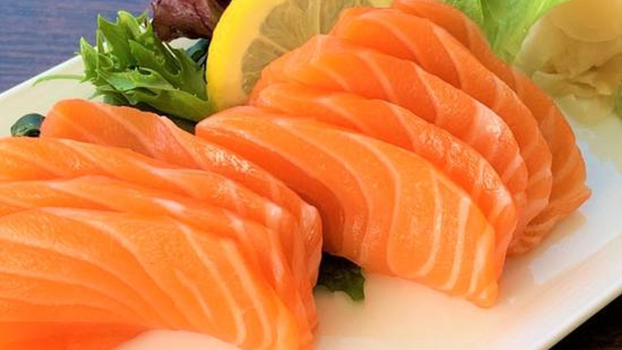 (9pcs) Salmon Sashimi