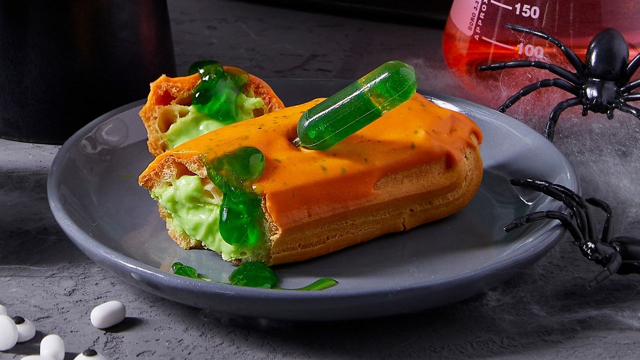 Vanilla Slime Eclair
